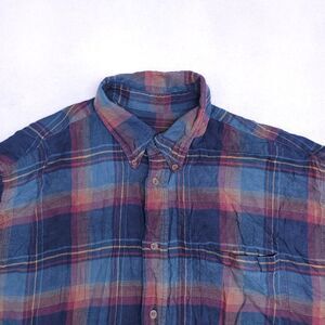 Consensus Madras Flannel Casual Button Up Shirt Mens Size Medium M Blue